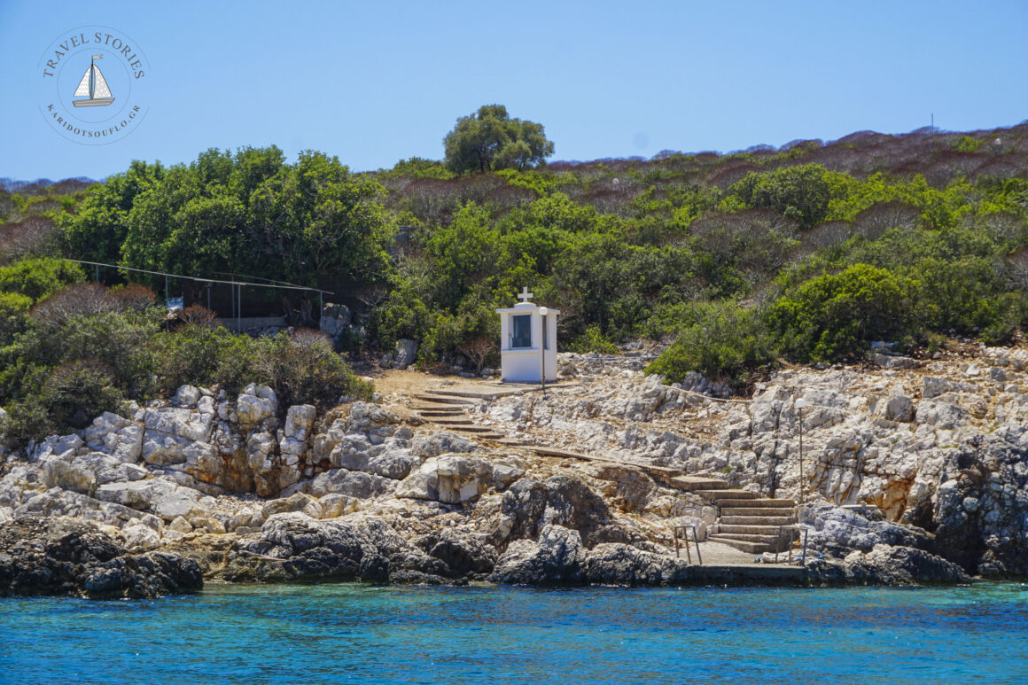 greek-islands-Πρώτη-νησάκι-Μεσσηνίας-σχήμα-κροκόδειλου-proti-messhnias-nhsi-me-schma-krokodeiloy