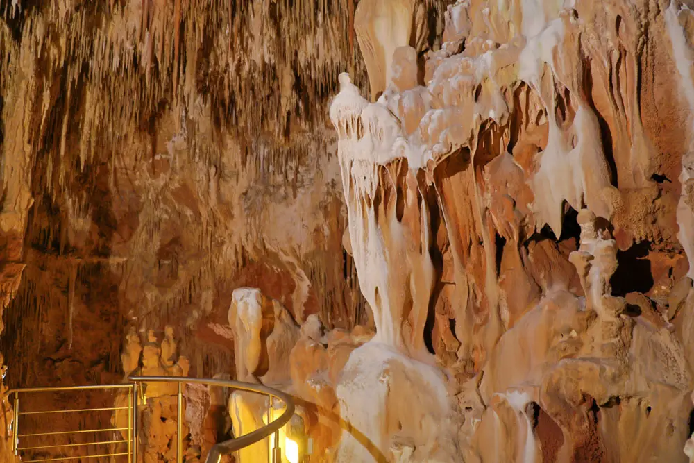 kastania caves neapoli lakonias