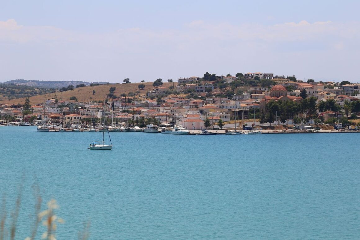 Σπήλαιο-Φράγχθι-Αργολίδας-μονοπατι-pezoporia-sphlaio-fragthi-argolida